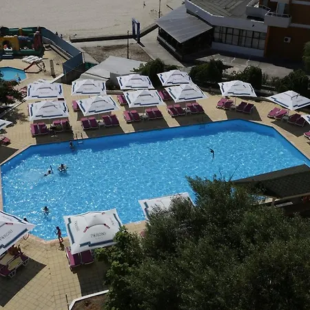 Savoy Hotel Mamaia