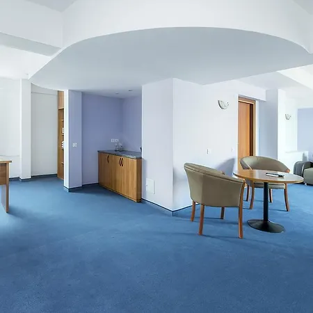 Savoy Hotel 4*