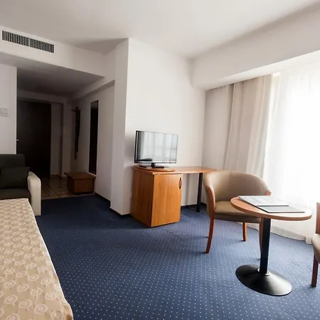 Hotel Savoy Mamaia