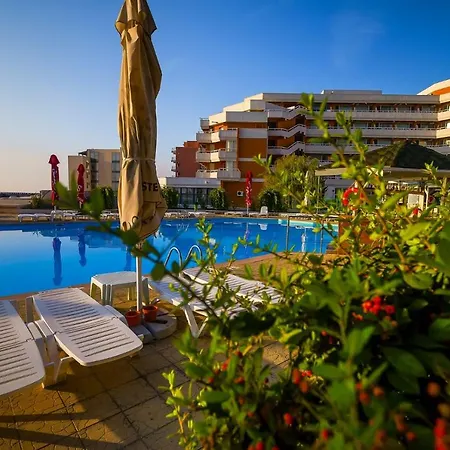 Savoy Hotel 4*
